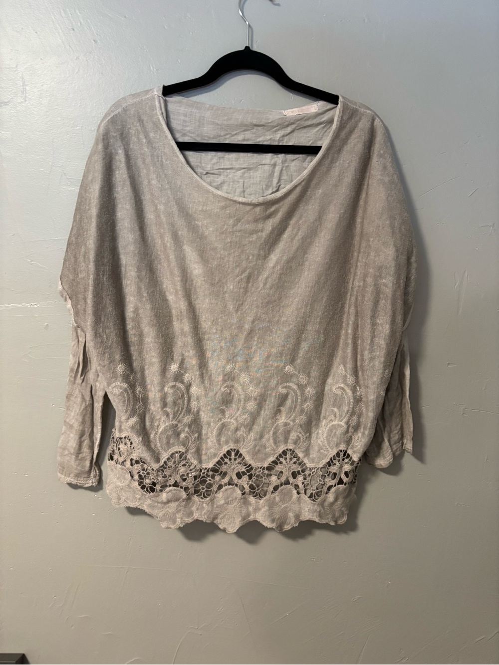 Italian Women’s Cream Embroidered Linen Blend Top with Crochet Hem
